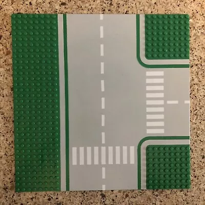 Vintage LEGO Base Plate Green T Intersection Road Street 32×32 10 X 10  • $12.99