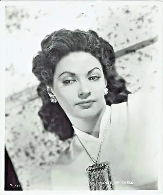 Yvonne De Carlo Hurricane Smith Original Photograph 10 X 8 Inch • £20