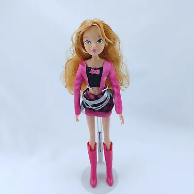 Jakks Pacific Winx Club 2012 Flora Rock Concert Collection Doll! • $50