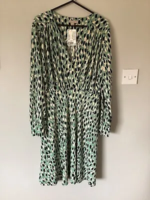 BNWT H&M Mint Green Leopard Print Summer Occasion Wedding Races Tea Dress Size S • $16.02