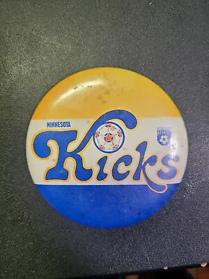 Vintage Minnesota Kicks NASL Soccer Pinback Button 3 1/2  Round • $5