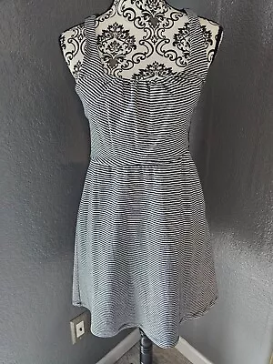 Woman's Maison Jules Sleeveless Striped Dress Size X Small Fit N Flare • $14.99