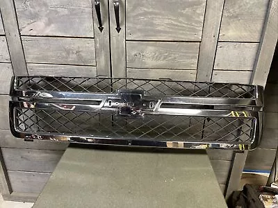 07-13 Chevy Silverado 2500 3500 Upper Grill Grille OEM • $169