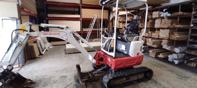 £11995 • Buy Takeuchi TB215R Mini Digger Excavator