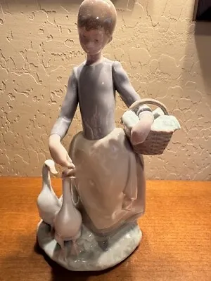 Vintage Lladro Daisa  Girl With Basket Feeding Geese  • $48.50