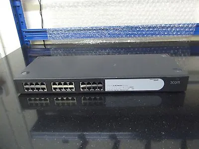 3Com Baseline Switch 2824 24 10/100/1000BaseT 3CBLUG24 Rackmounted • £45