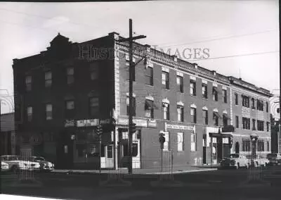 1967 Press Photo The Old Nagle Building On SE Corner Second & Cedar- Sold • $19.99
