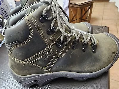 NEW! KEEN Men's Pyrenees Mid Waterproof Hiking Boots Dark Olive Forest Size 10 • $89