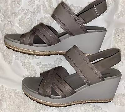 Women’s Merrell Size:9 Grey Wedge Sandals • $10