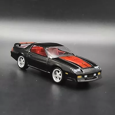 1992 Chevy Camaro Z28 Collectible Loose 1/64 Scale Diecast Model Collector Car • $14.38