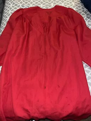 Oak Hall Red Graduation Gown 5'6-5'8 • $12.90