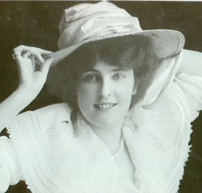 Miss Madge Lessing Actress RPPC Postcard Antique Portrait Hat Pearl Necklace  • £8.63
