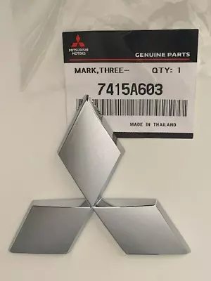 Oem Mitsubishi  Lancer Outlander 3 Diamond Emblem 7415a603  • $39.95