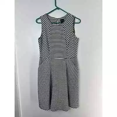 Gabby Skye Ribbed Sheath Dress Womens Size 8 Ribbed Pockets Stretch Zip • $18.99