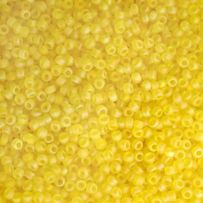 23.5g Rocailles Miyuki Seed Beads - 11/0 - Matte TR Yellow AB (136FR) - S0280 • £6.29