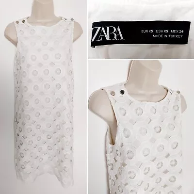 £24.99 • Buy Ladies ZARA White Crochet Lace Circles Shift Dress Silver Button Detail Size XS