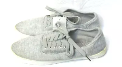 Women's Size 8 Gray Mossimo Sneakers Shoes NEW • $5.99