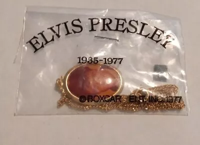 Vintage 1970s  ELVIS PRESLEY Photo Necklace Pendant Gold Tone BOXCAR NOS • $19.99