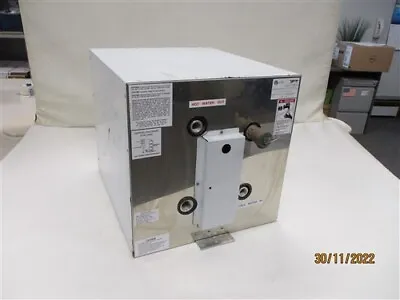 Camco Force 10 Water Heater 11 Gallon Tank 240v Heat Exchanger 4114 Marine Boat • $449.95