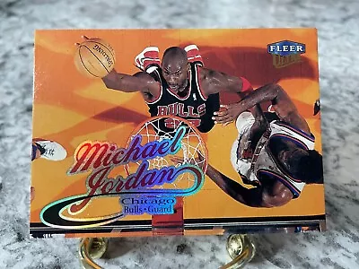 1998-99 Ultra MICHAEL JORDAN Chicago Bulls - Awesome Above Hoop Photo - Mint #85 • $4.49