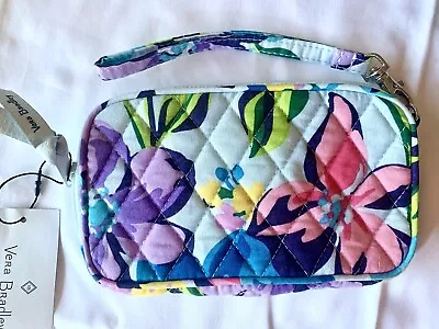 Vera Bradley Tech Case Wristlet Phone/Case Wallet Marian Floral New • $24.99