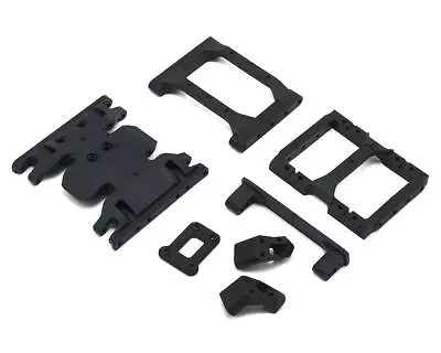 Vanquish Products VS4-10 Skid Plate & Chassis Brace Set [VPS10115] • $16.99