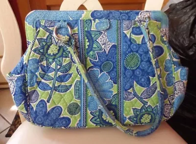 Vera Bradley Frame Bag In Daisy Doodle Pattern    • $42