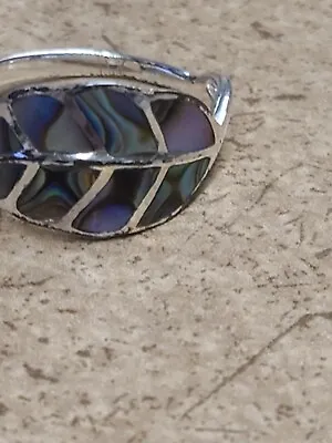 925 Abalone Leaf Ring 2.2 Grams Size 6 • $11.95