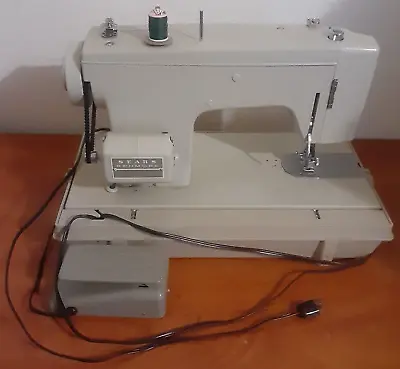 Vintage Sears Kenmore 5186 Sewing Machine W/ Foot Pedal Hard Case Made In Japan • $34.99