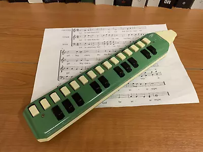 Vintage HOHNER Soprano Flute Melodica: Green Musical Instrument Crafted In Germa • $59