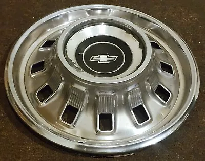 (1) Vintage OEM 1967 Chevy Impala 14  Deluxe Hubcap Wheel Cover #0D GM 03893361 • $29.99