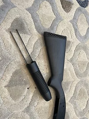 MOSSBERG 500 88 MAVERICK 88 -  12GA. -  BLACK SYNTHETIC STOCK And Forearm NICE • $75