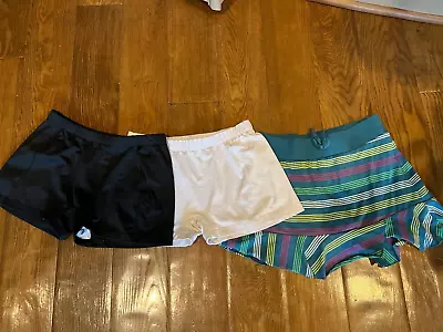 Lot Of 3 2 Volley Ball Shorts In White/ Black And 1 Greendog Skort Size Medium • $23.03