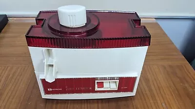 Hitachi Juice Extractor Juicer Vintage Red Oj-200 No Spout Tested Working.   M • $99