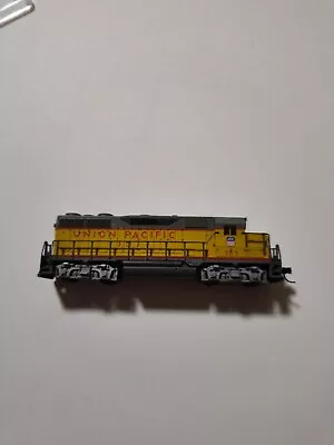 Kato #176-032 N Scale Union Pacific EMD GP50 Diesel #3107 -  Runs Excellent Test • $28