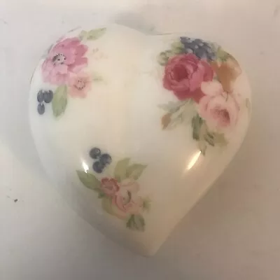 Mikasa Bone China Trinket Box With Lid ROSEMEAD Heart Shape FX03 Pink Roses 4  • $24.99