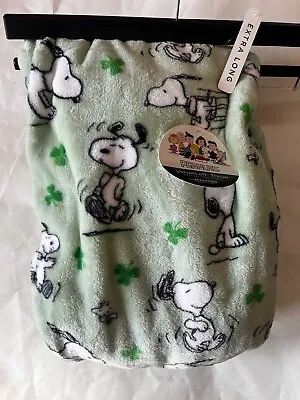 Peanuts Snoopy St Patricks Day Shamrock Plush Throw Blanket Clover Berkshire • $31.99