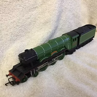 Hornby 00 Lner 'flying Scotsman' Locomotive & Tender • £4.99