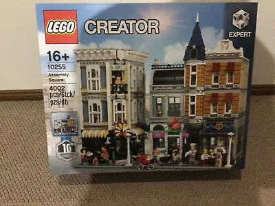 LEGO 10255 Creator Expert Assembly Square New Sealed • $490