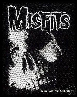 MISFITS Cuts Skull 2002 WOVEN SEW ON PATCH Official Merchandise - No Longer Made • £6.99