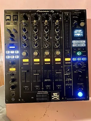 Pioneer DJM900NXS2 DJ Mixer - Black • $1900