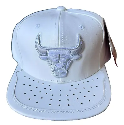 Mitchell & Ness NBA Chicago Bulls Day One Adjustable Snapback Hat Cap In White • $29.97