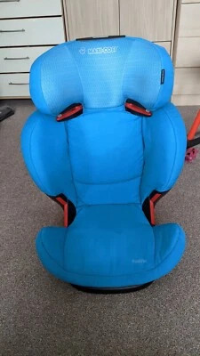 £35 • Buy Maxi-Cosi Rodifix AirProtect Child Car Seat Group 2/3 Blue ISO FIX