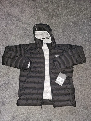 £300 • Buy Arcteryx Cerium SV Jacket XL