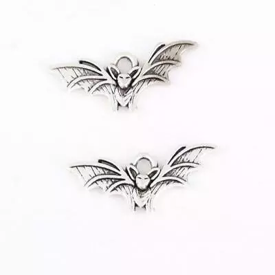£2.50 • Buy Tibetan Silver Charms Bat Halloween Spooky Vampire 21mm  X 9mm 10pcs C107