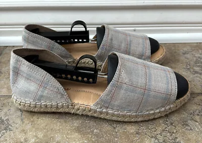 Women’s Born Seak Drilles Sandals Shoes Slip On Open Toe Plaid Size 8M • $35