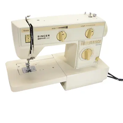 Singer Merritt Sewing Machine 4022 With Foot Pedal Tested - EUC • $109.99
