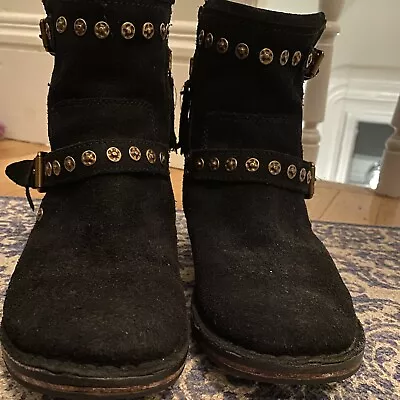 UGG Fabrizia Black Zip Boots Mid Calf Leather Studs Round Toe Buckle Strap 6.5 • $35