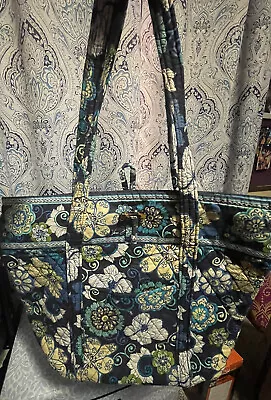 VERA BRADLEY  Mod Floral Blue  Retired Fall 2007 Vera Tote Handbag Purse 💙 • $10