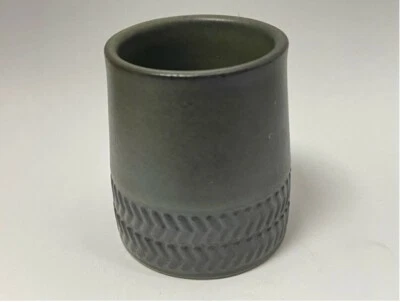 Denby Chevron - Single Egg Cup - Olive Green - Stoneware - Dinnerware - • £3.99